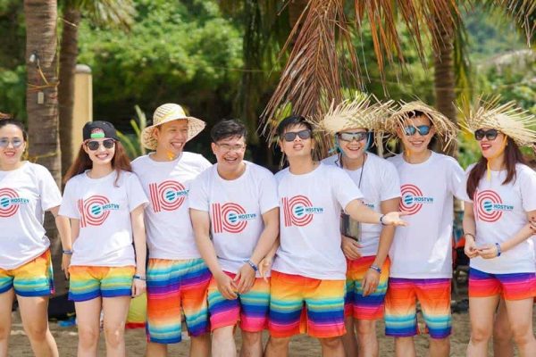 Áo nhóm đi du lịch cho những bức ảnh để đời 2